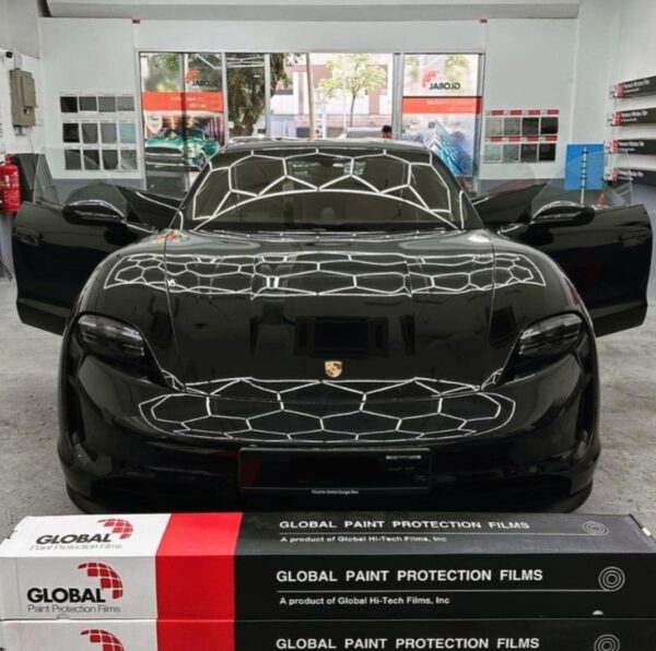GLOBAL BLACK PAINT PROTECTION FILM 1,52 x 15m